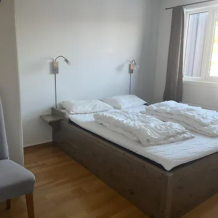 Appartamento Romslig Toppleilighet 134 Kvm Med Balkong Perfekt For Firma Og Grupper