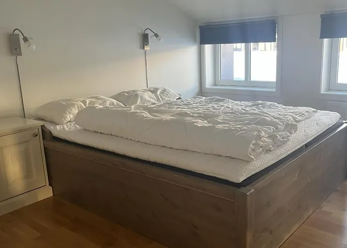 Appartamento Romslig Toppleilighet 134 Kvm Med Balkong Perfekt For Firma Og Grupper